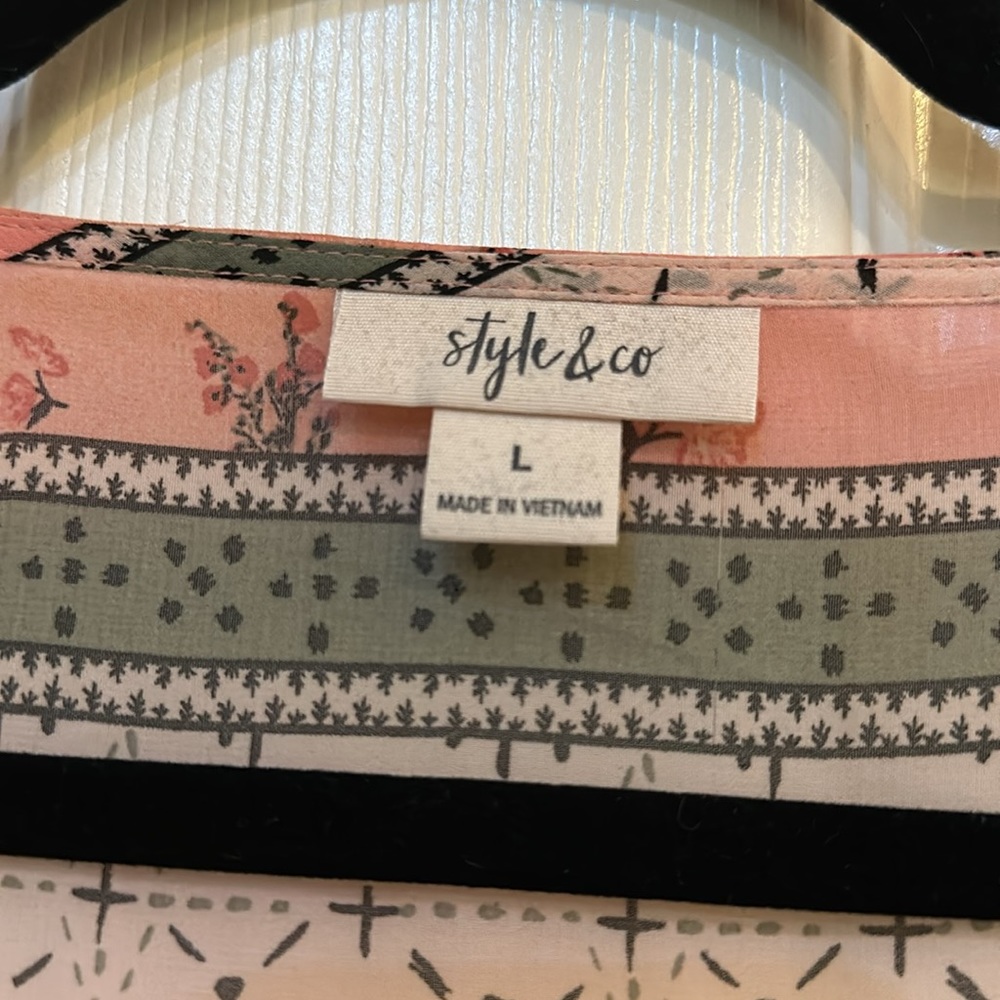 Style & Co Size L Women's Blouse - Picture 2 of 5